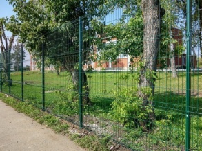 3D заборы для школы 90 метров фото в Удельной
